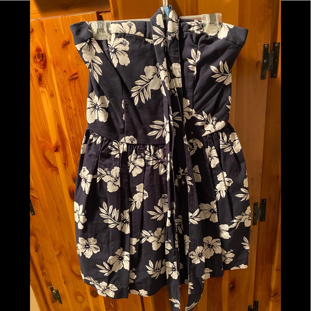 Navy Blue Hollister Strapless Mini Dress Size Medium